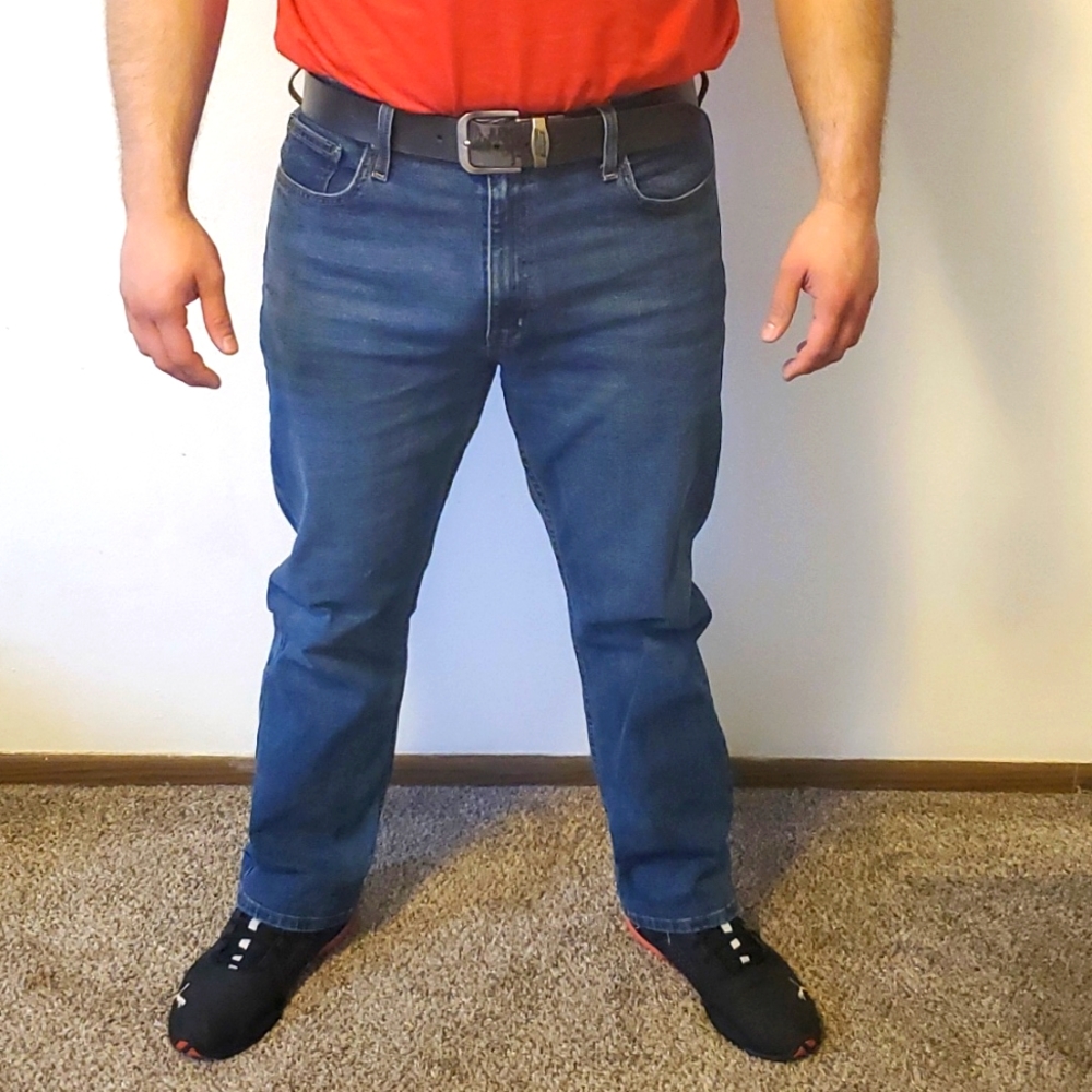 Used George Straight Leg relaxed Fit 34 x 32